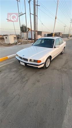 بي ام دبليو الفئة 7